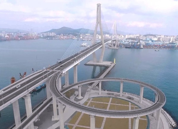 부산항-대교