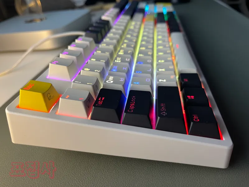 왼쪽 키보드 사진