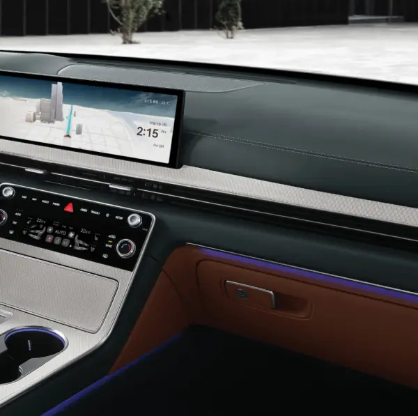 제네시스 gv80 앞 동승자 모습에서 바라본 실내