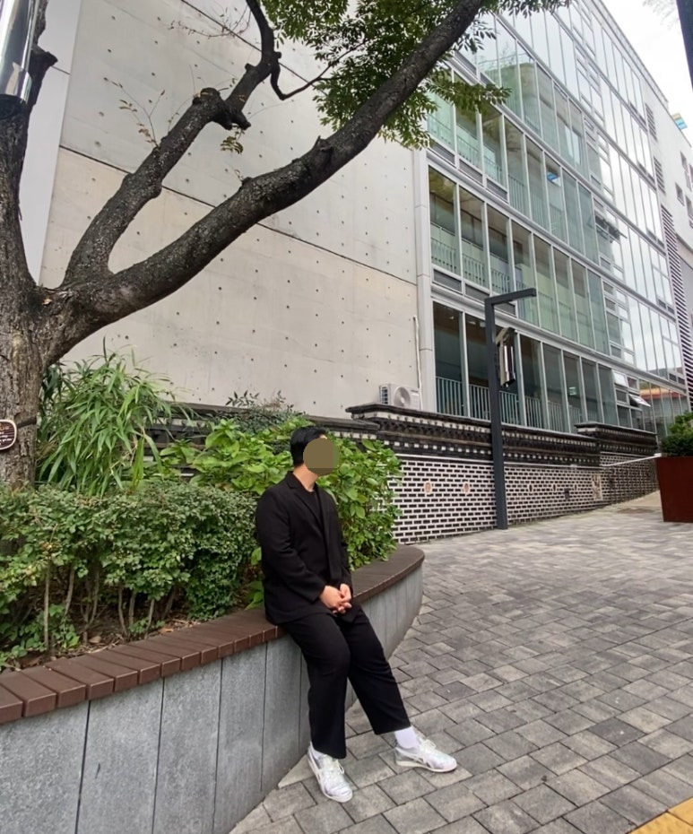 데일리룩(2024. 10. 19.)가먼트레이블 셋업 수트 정장 GL-Daddy set-up Suit, 무신사 무신사스탠다드 쿨탠다드 반팔 티셔츠, 오니츠카타이거 멕시코 66 올실버