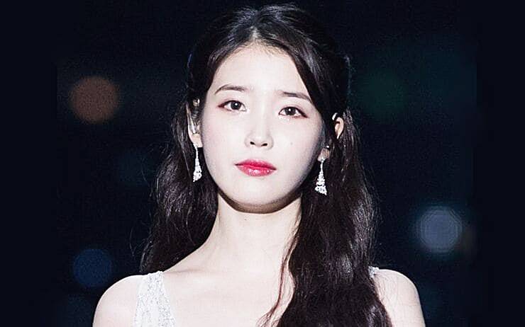 가수-아이유