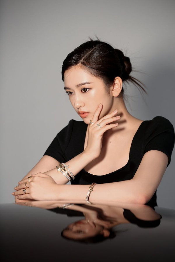 조직 내 주도권을 잡아주는 비견(比肩) 강화 아이템 티파니 T 주얼리