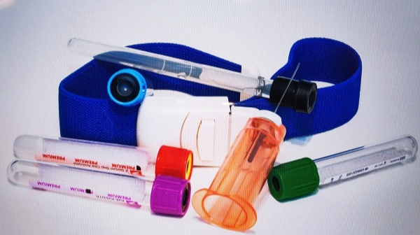 혈액검사-용기들