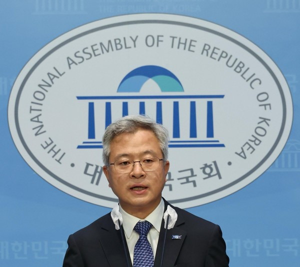 김보협 조국혁신당 대변인 활동