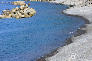 통구미몽돌해변