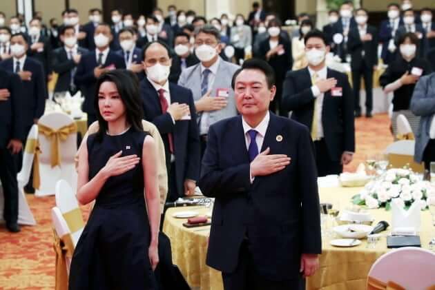 김건희 사진 논란