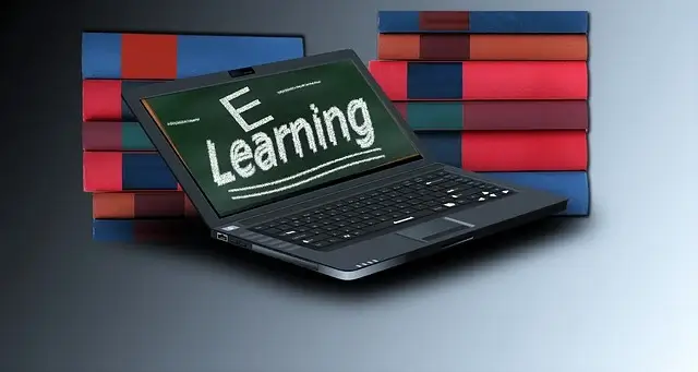 디지털 교과서 도입&amp;#44; 종이 교과서를 넘어 새로운 학습의 길로 📚💻