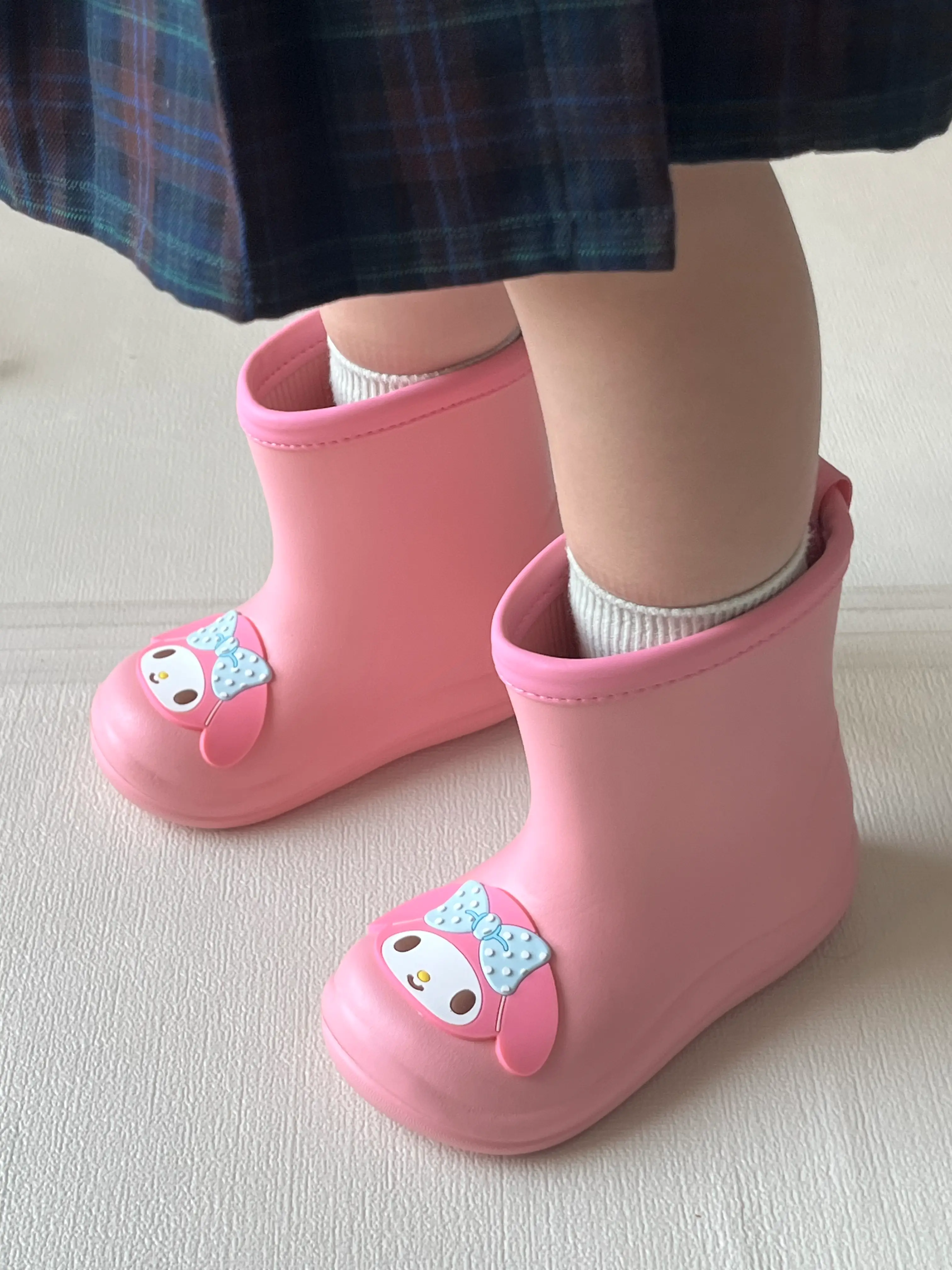 산리오 마이멜로디 레인부츠 측면