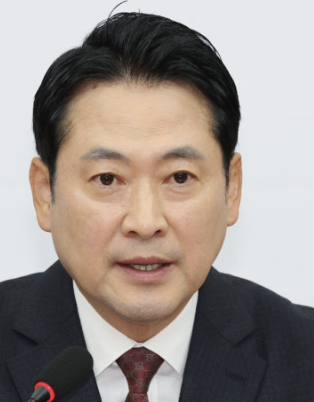 장동혁 국회의원 프로필 장동혁 아파트 4채 논란 지지율 부인 종교 한동훈 