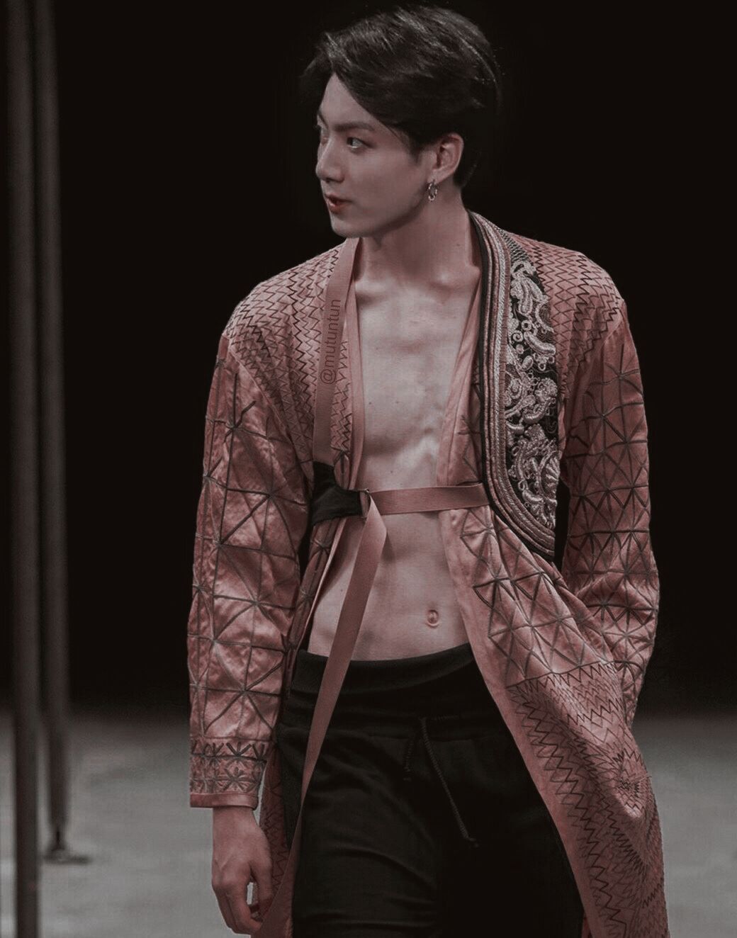 BTS 방탄소년단 정국 블랙스타일