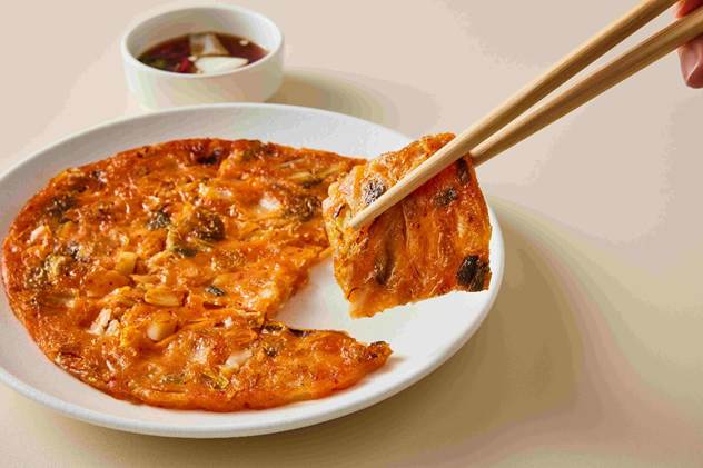 철판 오징어김치전