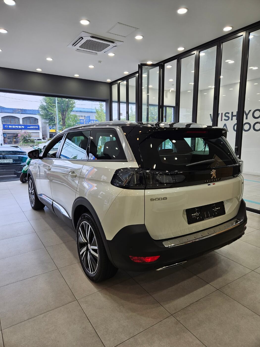 2024 푸조 5008 프렌치 에디션