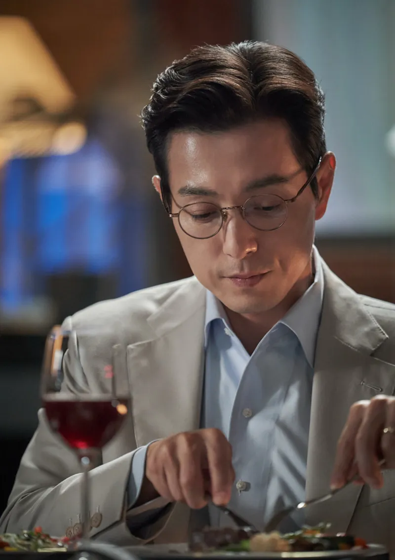 살인자 리포트&#44; 조여정&#44; 정성일&#44; 한국 스릴러 영화&#44; 2025년 영화&#44; 심리 스릴러&#44; 기자와 살인범&#44; 인터뷰 스릴러&#44; 청소년관람불가 영화&#44; 살인자 리포트 리뷰&#44; 살인자 리포트 결말&#44; 살인자 리포트 해석&#44; 살인자 리포트 예매율&#44; 살인자 리포트 조여정 정성일&#44; 연극 같은 영화&#44; 한정된 공간 영화&#44; 두뇌 게임 스릴러&#44; 영화 추천&#44; 한국 범죄 영화