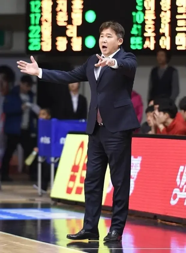 김승기 김독
