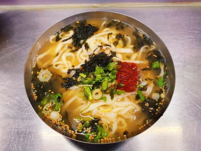 6시내고향 김해 동상시장 칼국수 수제비 칼제비 맛집 오늘 방송 추천 
