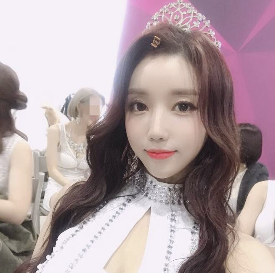 두리 프로필