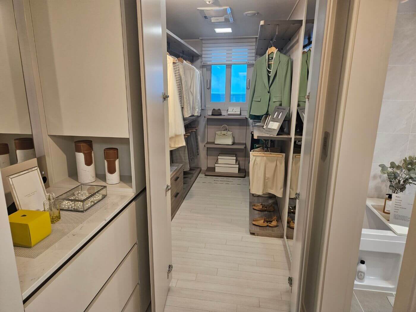 포항 푸르지오 마린시티 모델하우스 드레스룸