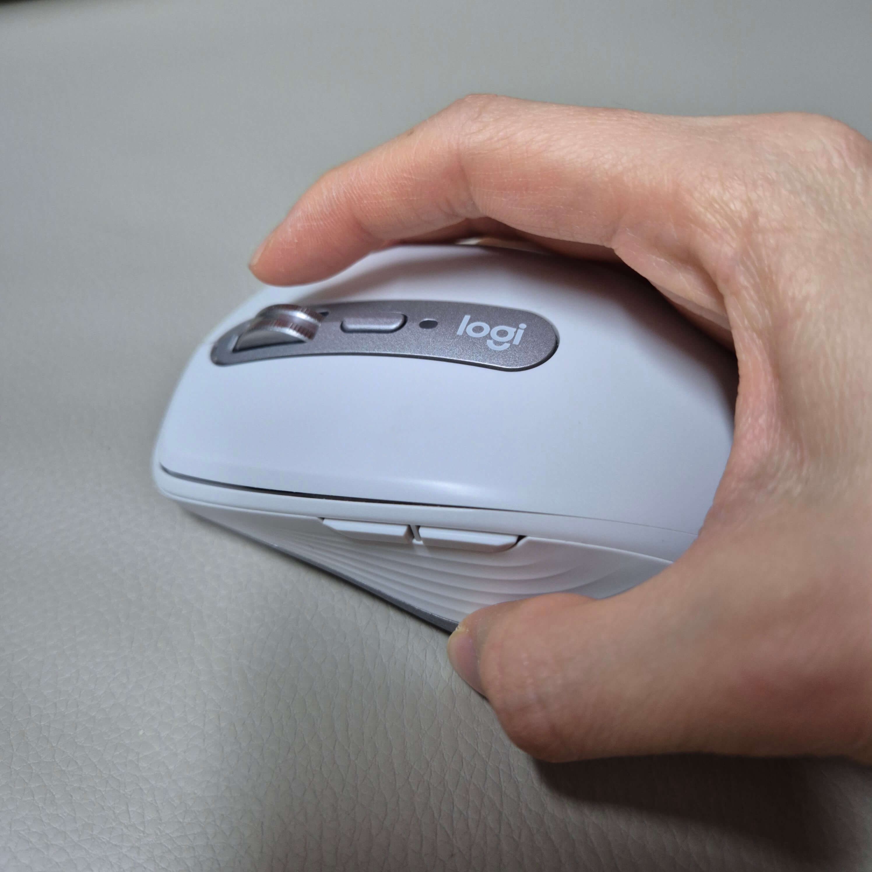 작은 크기 anywhere 3s