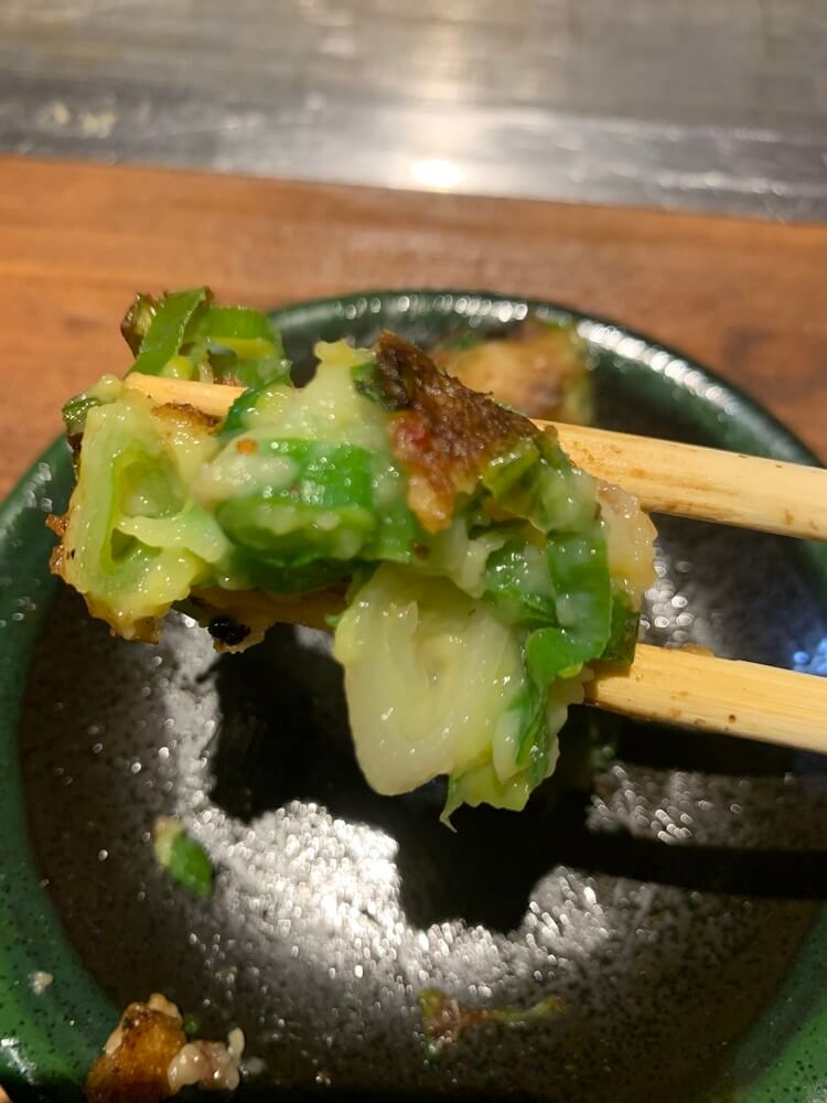 파가 가득차 있는 니기야키