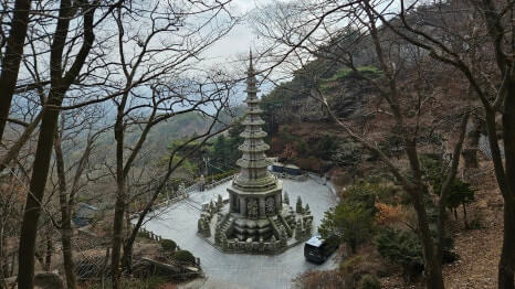 서울 승가사 : 보물과 전설이 머무는 천년의 하늘 정원 서울 근교 조선시대 4대 사찰