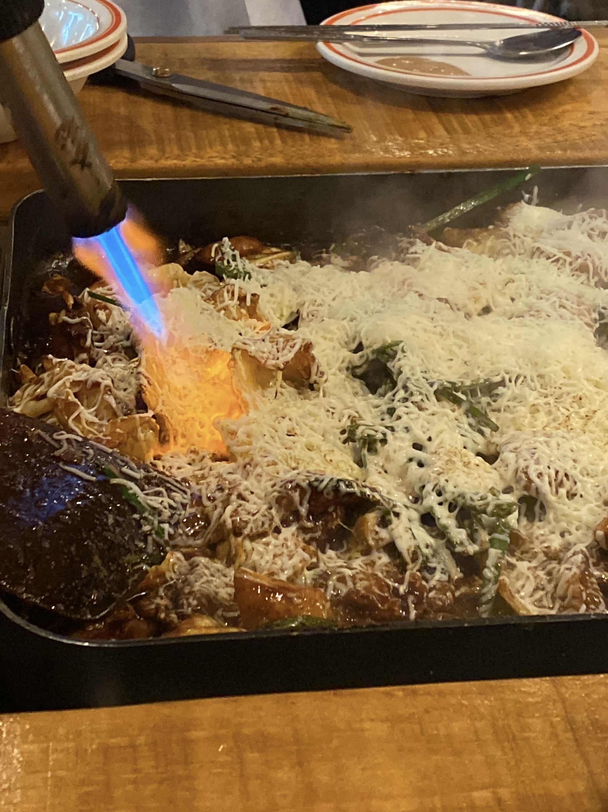 치즈 추가하면 토치 구이