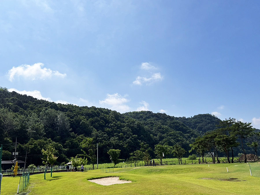 경기도 연천파크골프장. 경기도 연천군 군남면 진상리 610번지. 규모: A,B,C,D코스 각9홀 총36홀