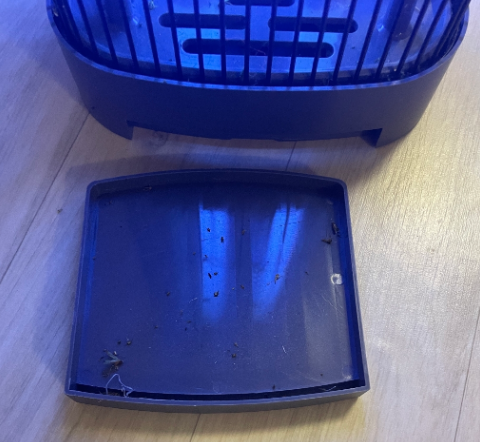 전기 모기퇴치기