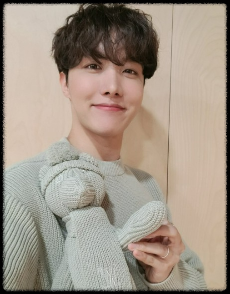 제이홉의 첫 솔로 월드 투어 찐팬이라면 꼭 해야 할 콘서트 참여 방법 7가지