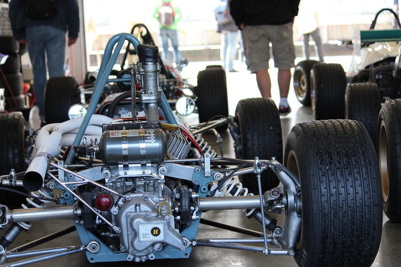 포뮬러 원(F1)의 하이브리드 시스템 속도와 효율의 완벽한 균형