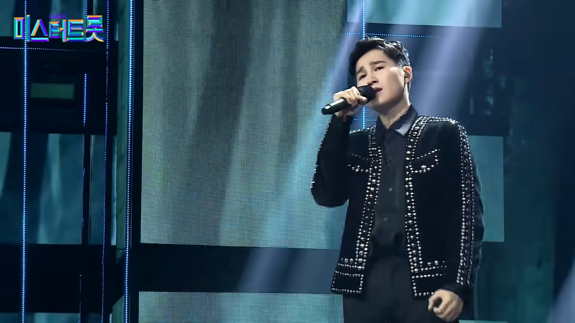 【풀버전】 김희재 - 잃어버린 정 🔥미스터트롯 결승전🔥 1-43 screenshot