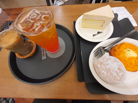 카페1025음료와 디저트