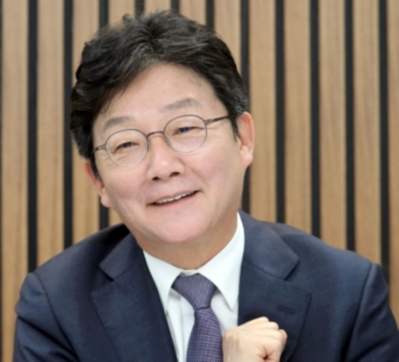 유승민 프로필 나이 고향 학력 재산 페이스북