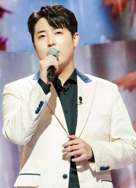 최윤하