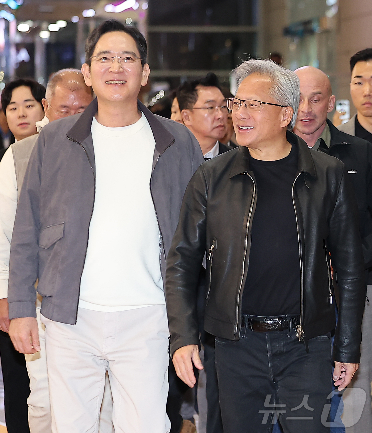 젠슨 황 국적 나이 가족