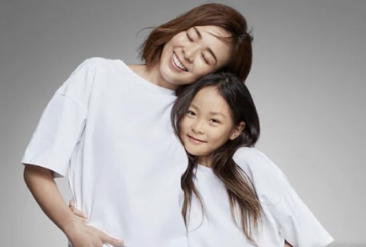 추사랑 야노시호