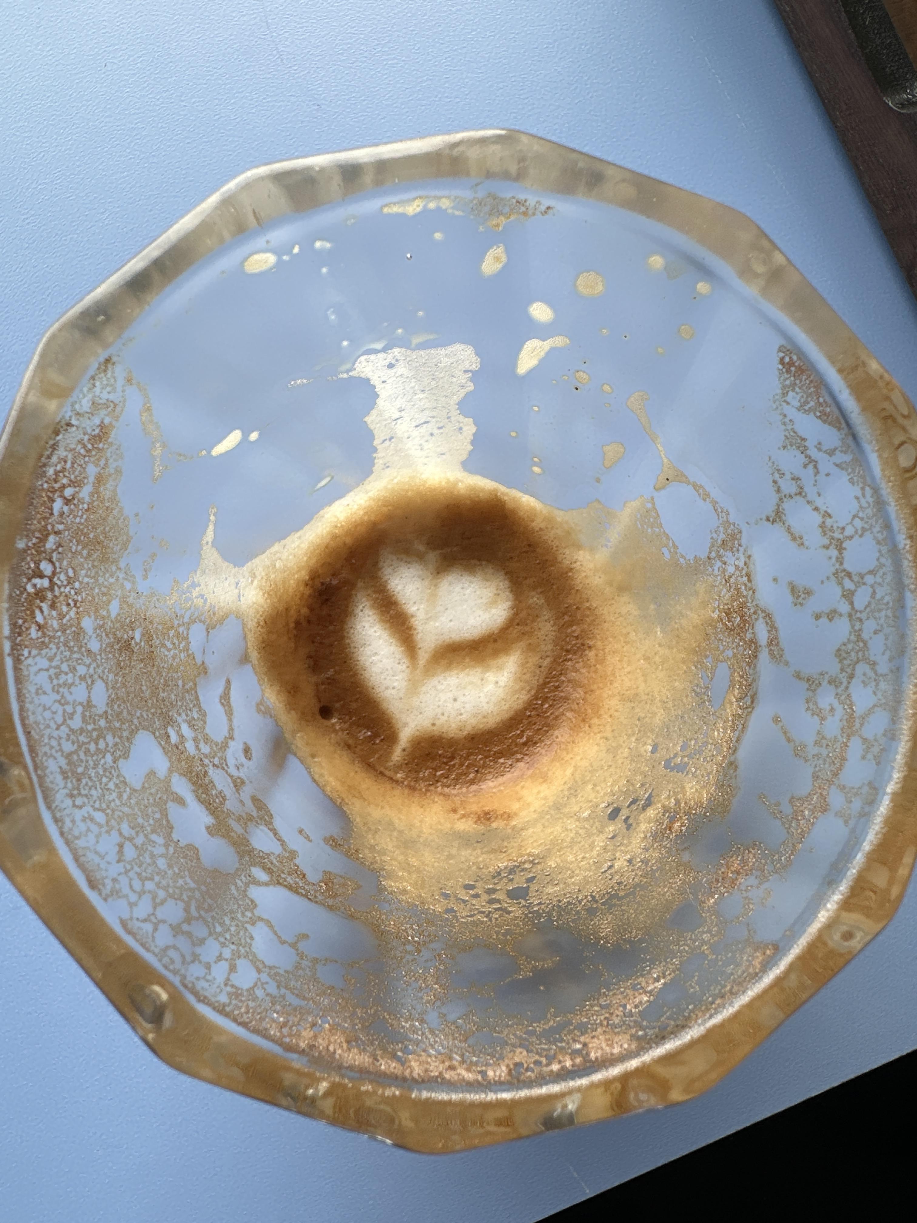 플랫화이트 라떼아