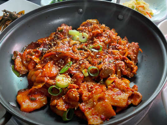 백반기행 원주 고추장삼겹살 연탄구이 맛집 정보
