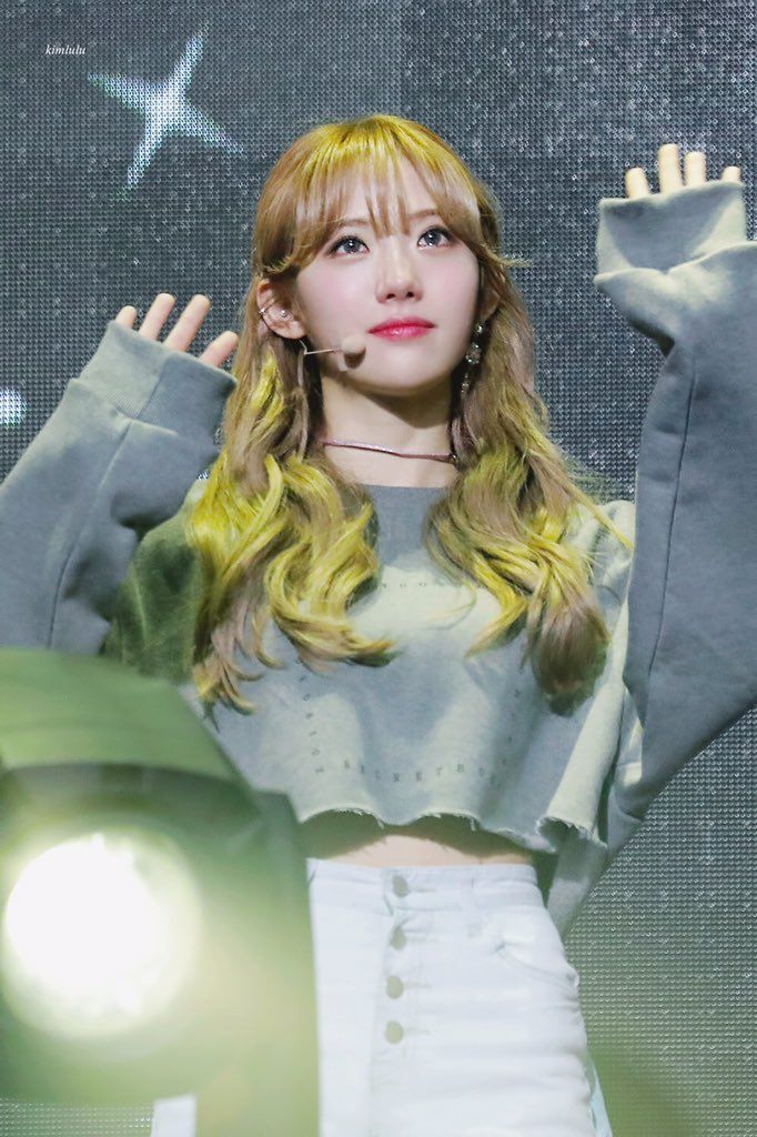 우주소녀 루다 인스타그램 사진 몸매