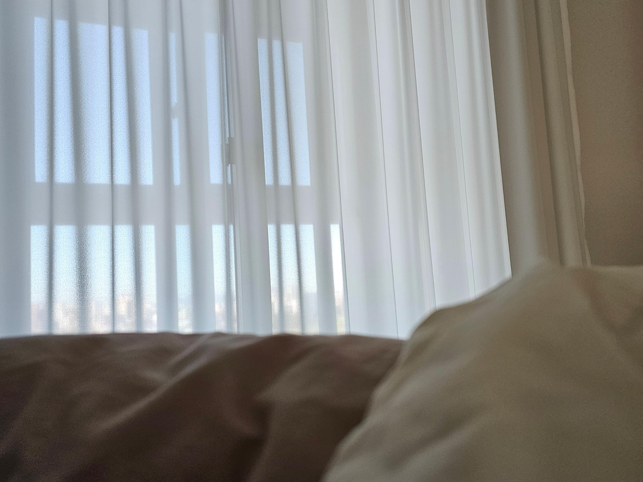 취침 시간의 불규칙성이 아침 피로로 이어지는 이유