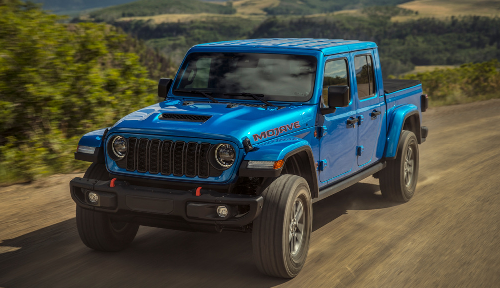 25년형 지프 글래디에이터 사진