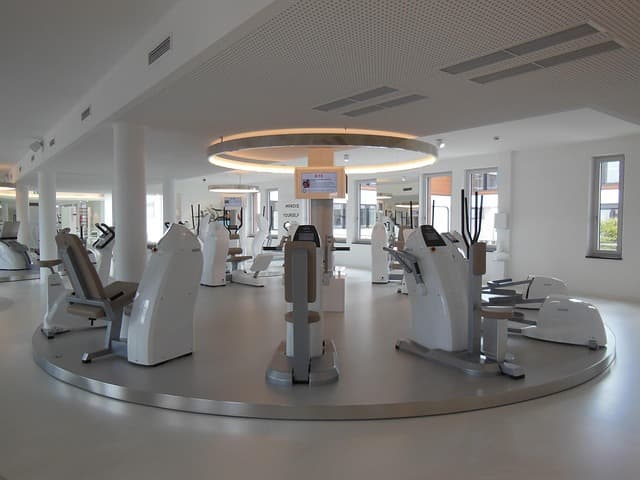 고령층 맞춤형 홈트레이닝 프로그램 체험기