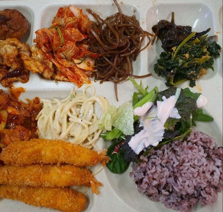 극한직업-9,500원-한식-무한리필