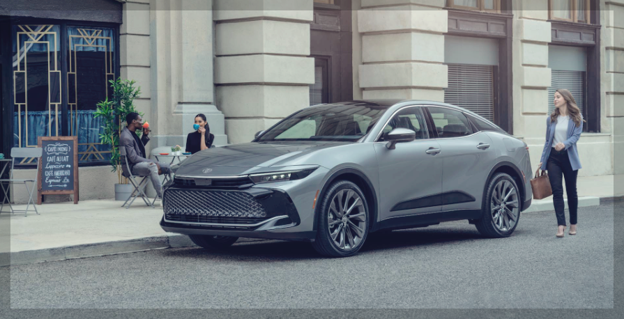 크라운 크로스오버 하이브리드