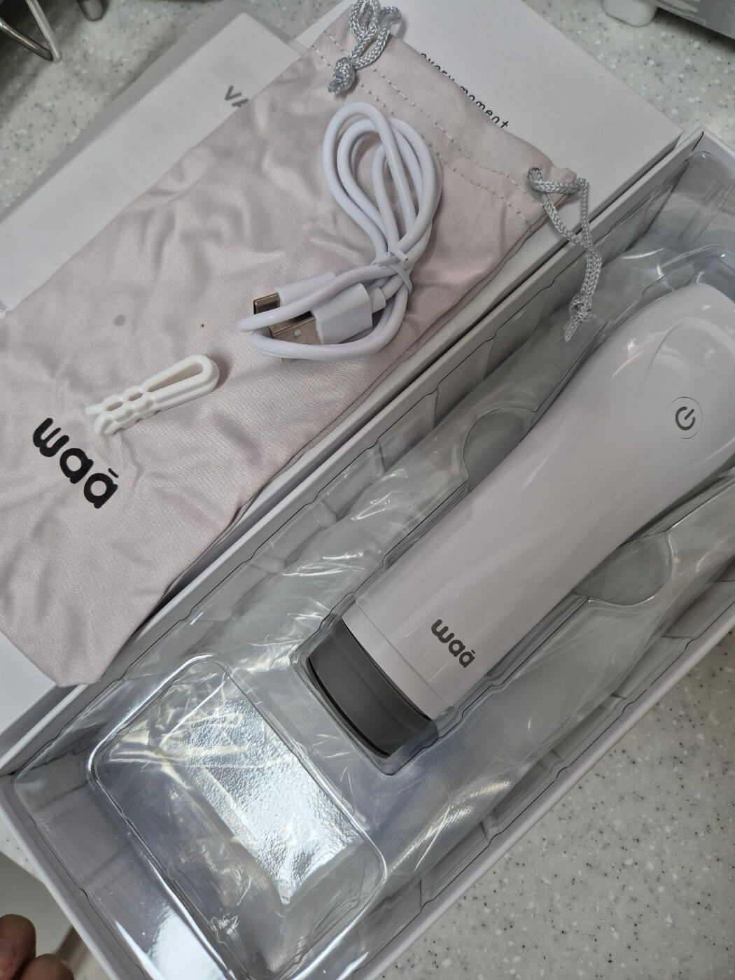 와아 이지 핸디 무선 진공포장기