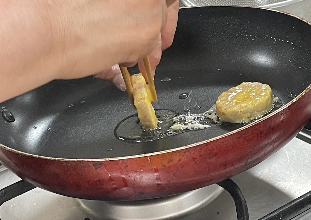 한식조리기능사 실기시험 준비 - 육원전 - 옆면부터 지지기