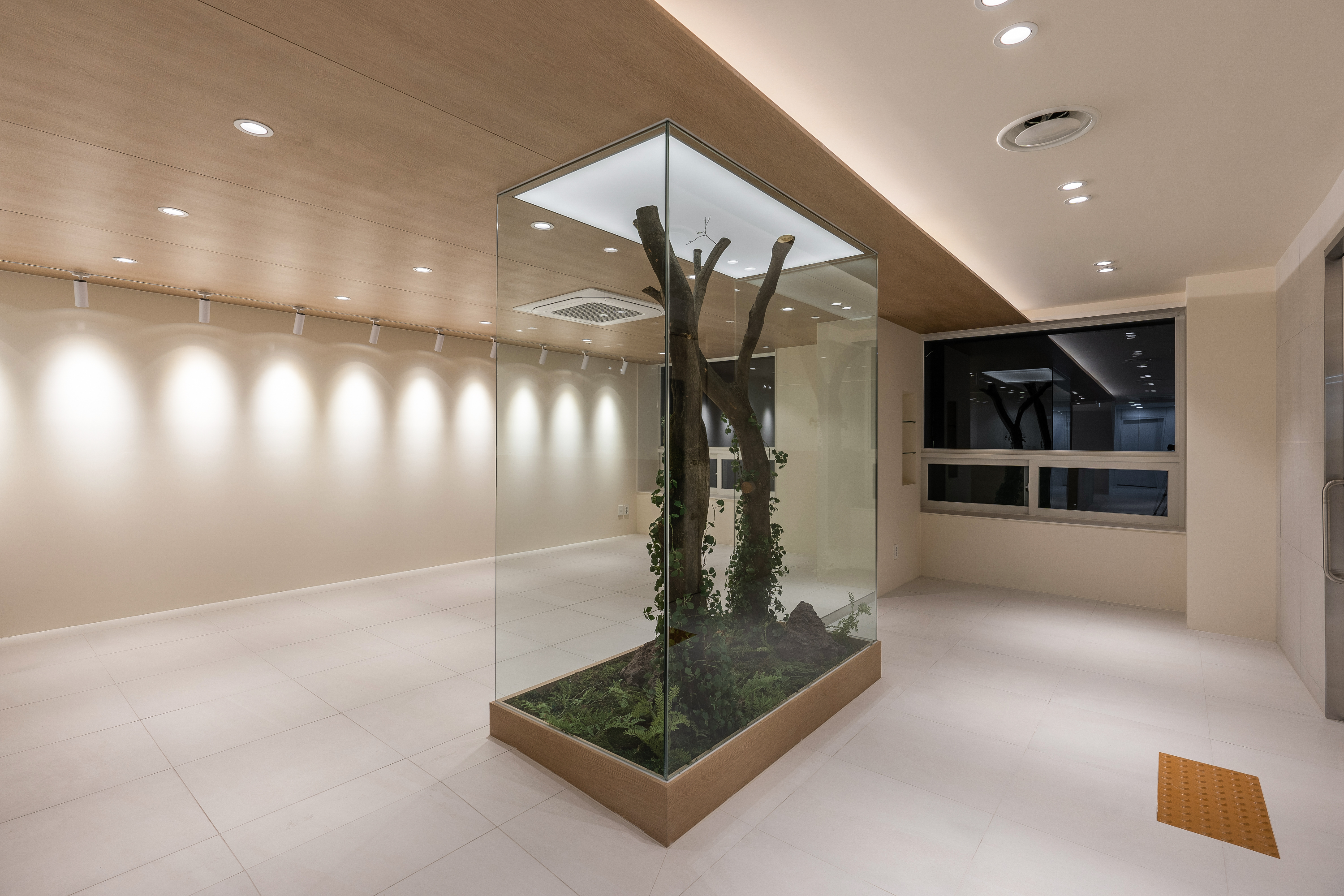 병원 로비 인테리어