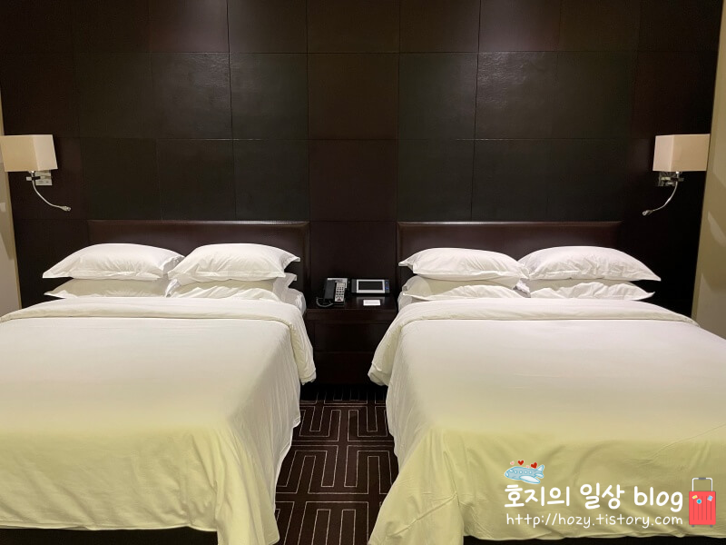 송도 쉐라톤 디럭스룸 더블침대