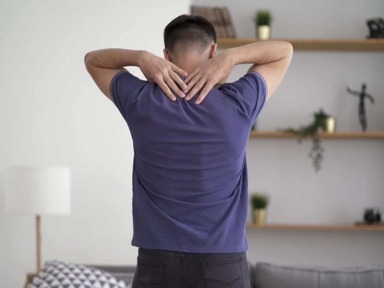 목 담 걸렸을때 푸는 방법