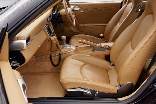 환경 친화적인 리비안 R1T 성능,실내,기술