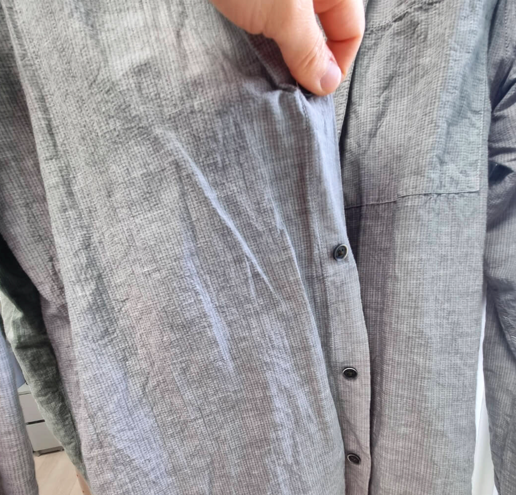 구겨진남방-왼쪽